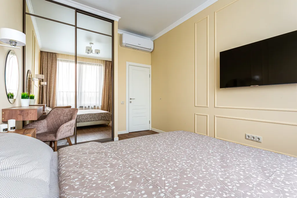 Квартира Апартаменты LikeHome life Делюкс с отдельной спальней — Москва