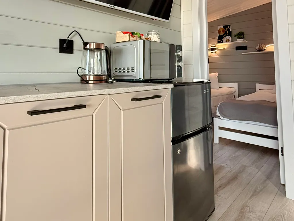 Barn with pool (дом на берегу рыбинского водохранилища)