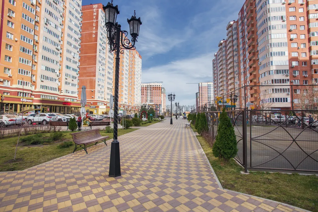 Большая квартира рядом с парком Галицкого с видом на город