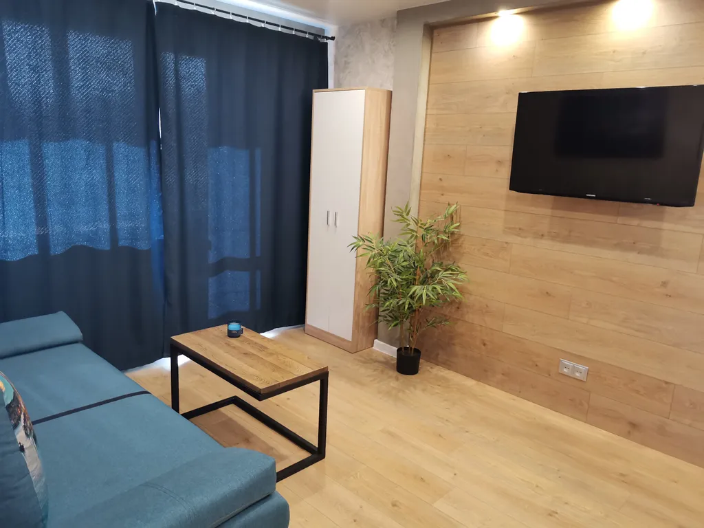 Уютная и чистая квартира со свежим ремонтом недалеко от центра