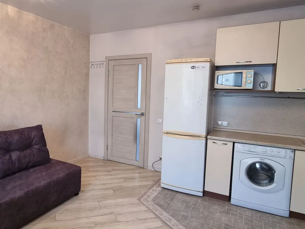 Евро трехкомнатная квартира возле Онкологического диспансера