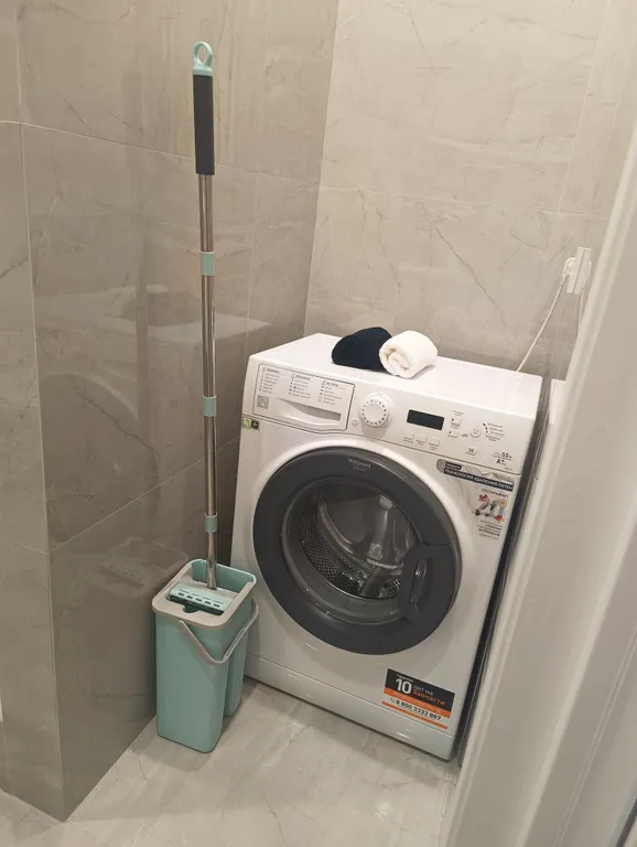 Новенькая студия с шикарным видом с панорамного окна на 20м этаже