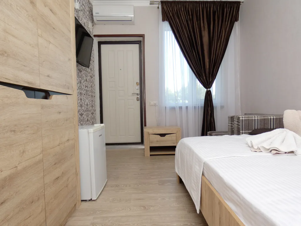 Уютный номер с удобствами в гостевом доме