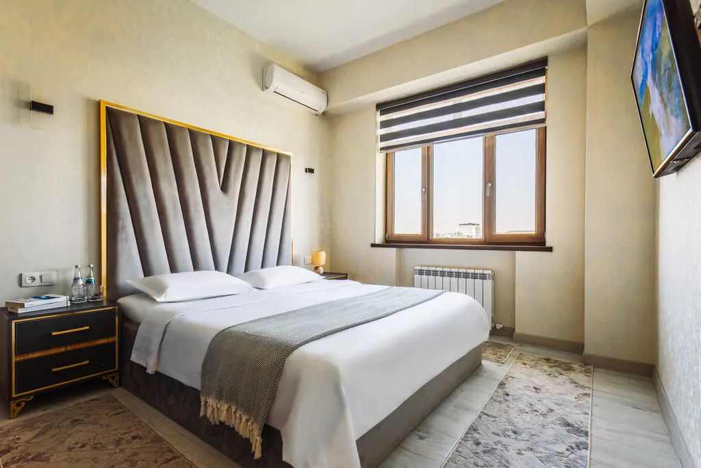 Уютная студия в центре города с видом на Ташкент