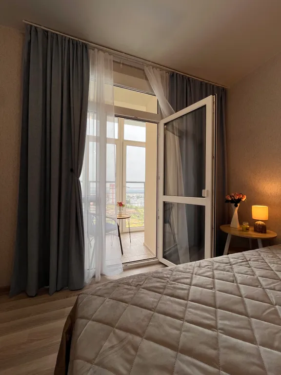 Квартира Квартира Невероятно уютная новая студия с красивым видом на реку и город — Волгоград