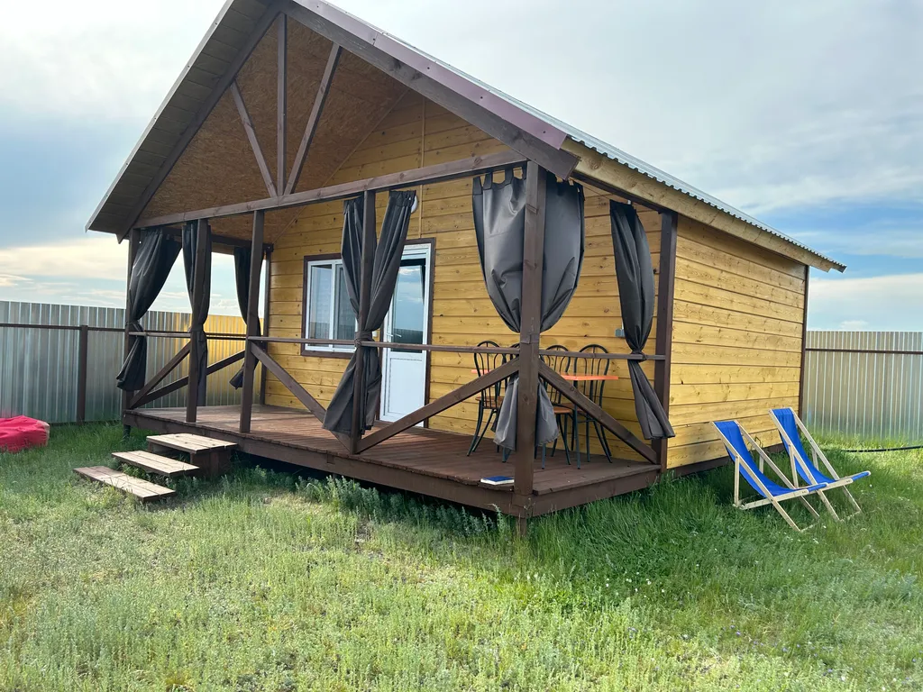 Жилье на озере Медвежьем