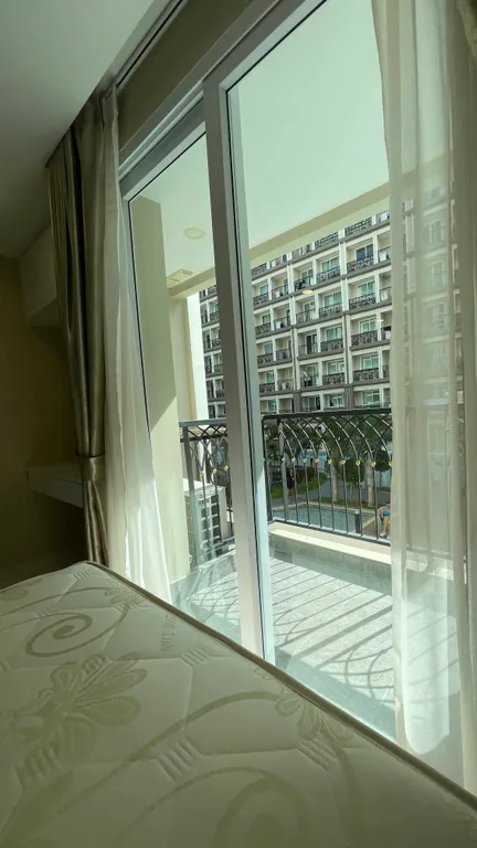 Dusit Grand Park 2 STUDIO