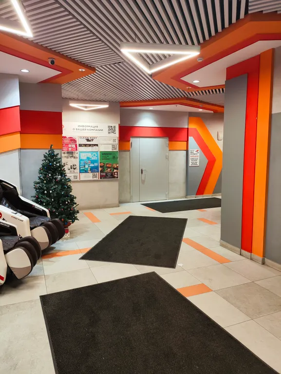 Студия у метро Парнас