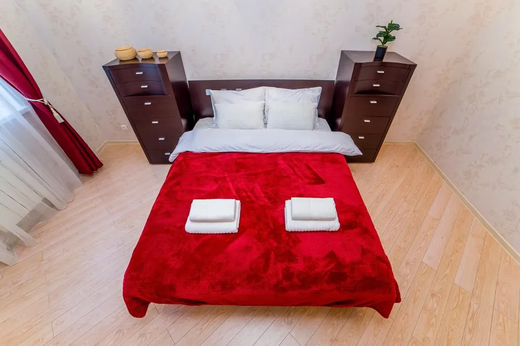 Квартира Квартира Красный бархат — Екатеринбург