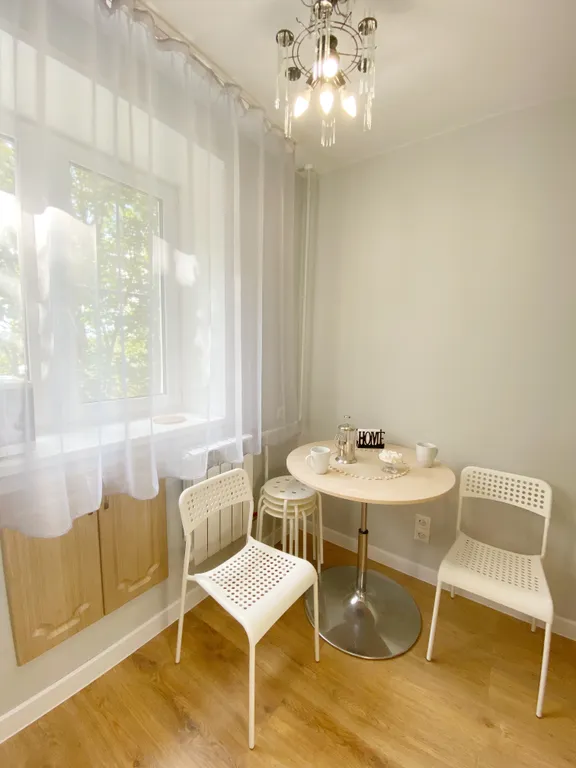 Уютная квартира у Конькобежного центра