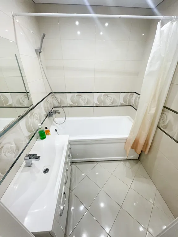 Большая двушка возле тц Коллаж