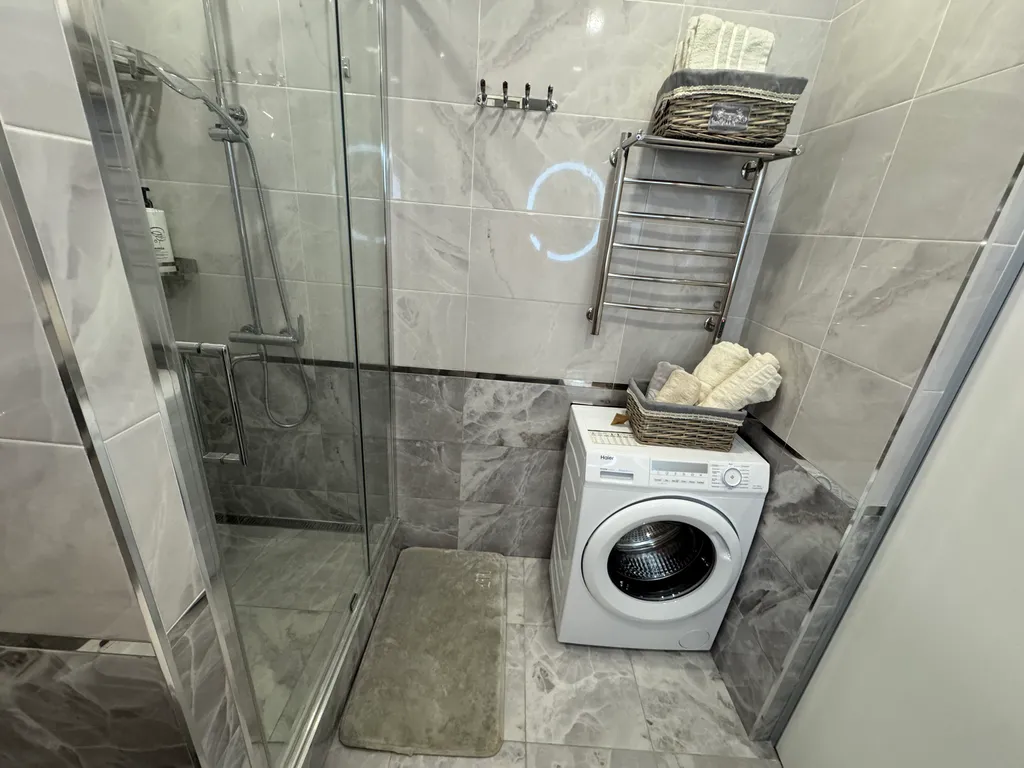 Стильная квартира в новом ЖК, рядом с Горным воздухом