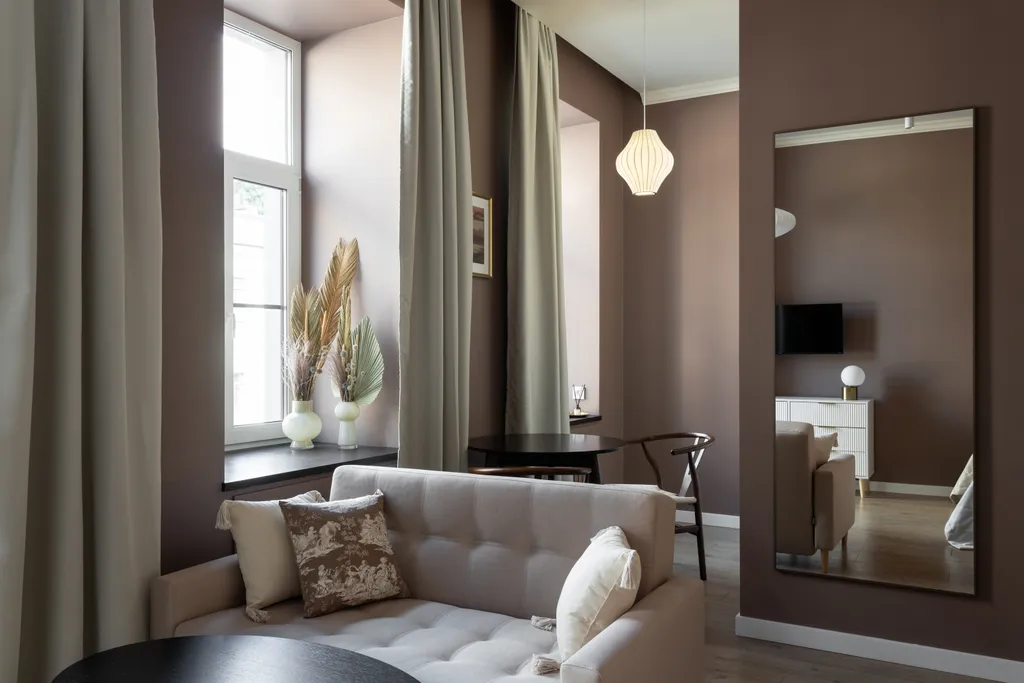 Просторная студия Mosaic brown с балконом для 3 гостей