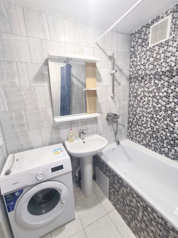 Просторная 4 -комнатная квартира возле московского проспекта