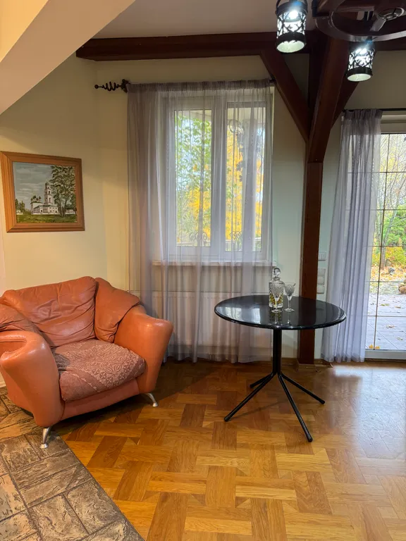 Коттедж у реки