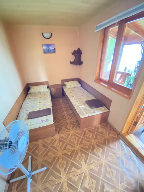 2-х местный домик с видом на горы