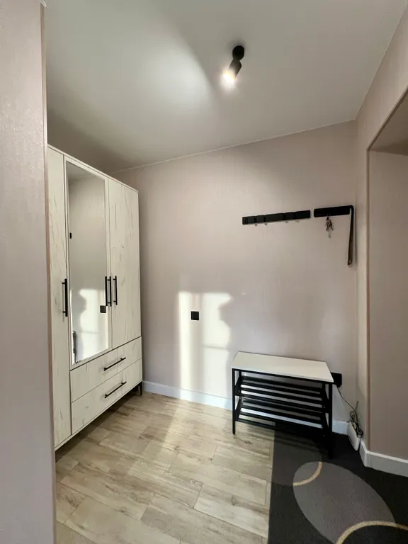 Светлая, теплая, просторная, уютная квартира в самом центре поселка