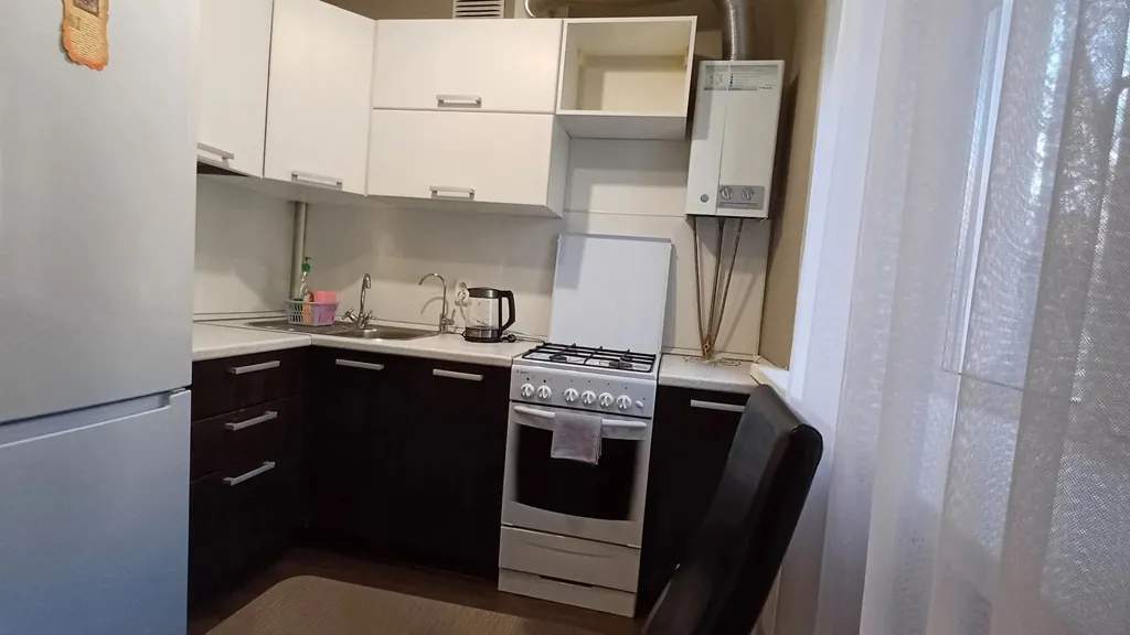 Простая 2-х комнатная квартира, до центра 10 минут