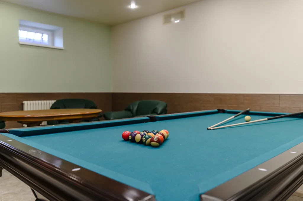 Коттедж Дом в элитном поселке с бассейном и сауной! — Вешки