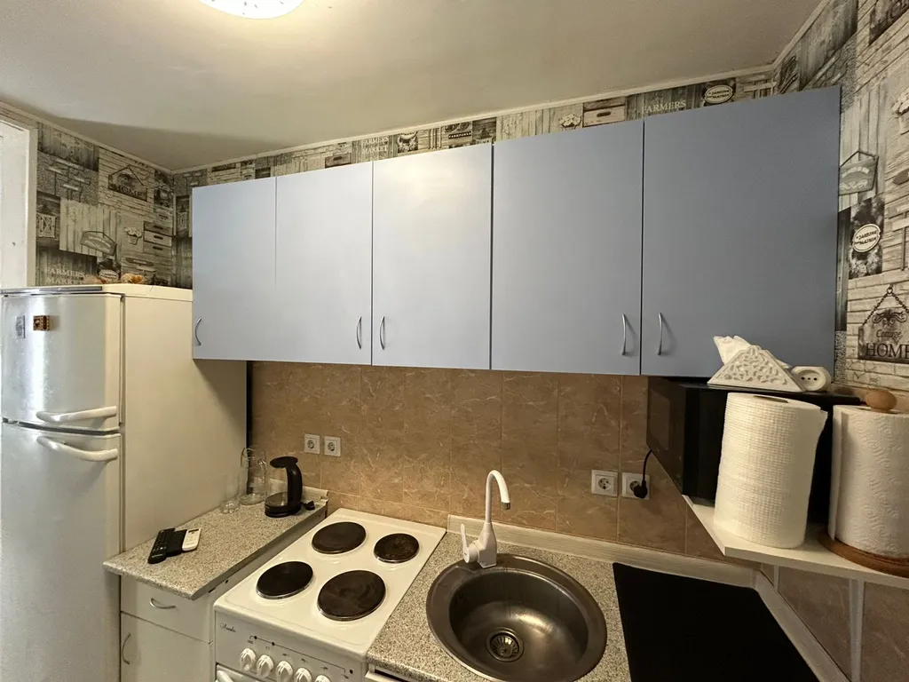 Коттедж Уютный домик с собственной территорией — Кучугуры