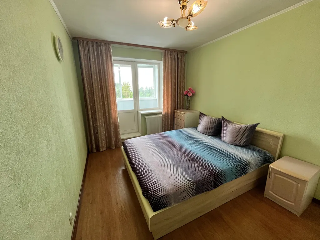 Комфортная 3-комнатная квартира рядом с ТЦ Сатурном