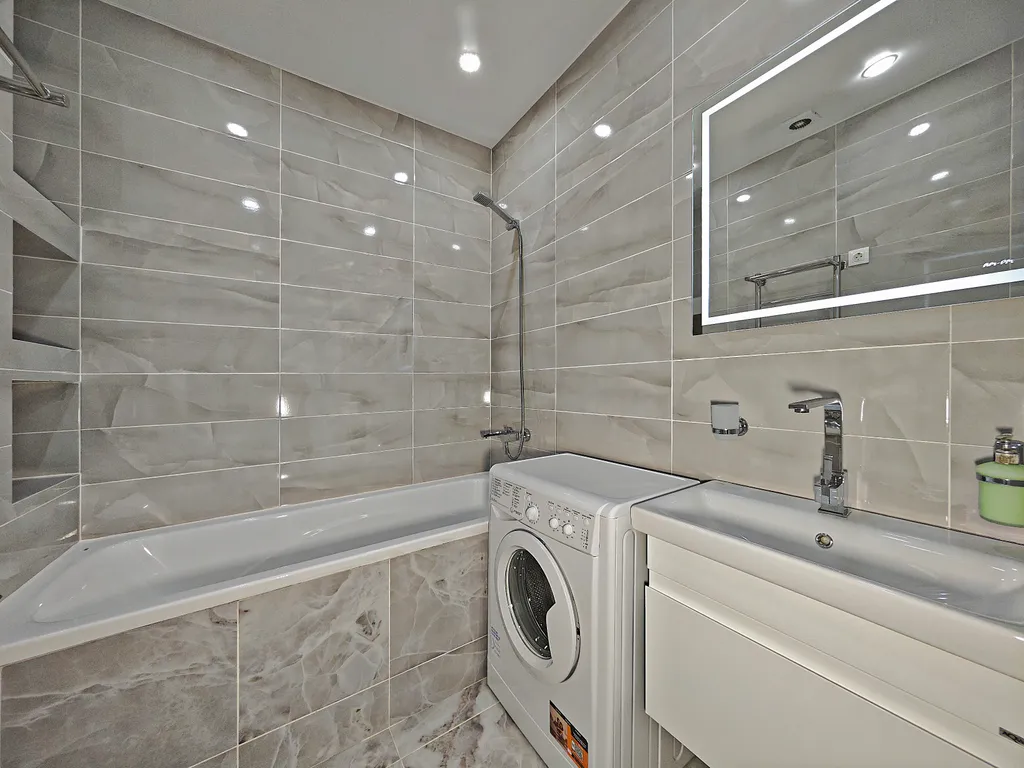 Стильная квартира с шикарным видом на море