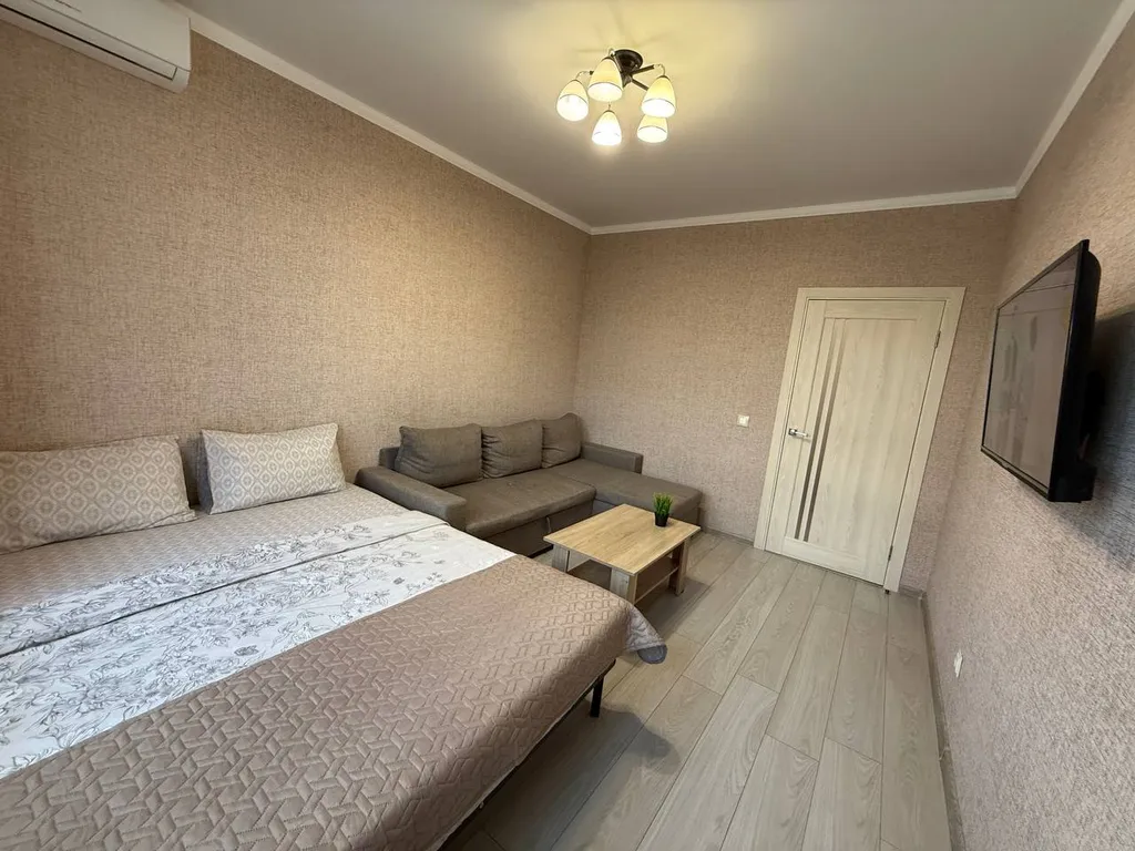 Квартира Квартира Вид на парк Облаков. 5минут пешком до новой локации. Заселение 24/7 — Краснодар