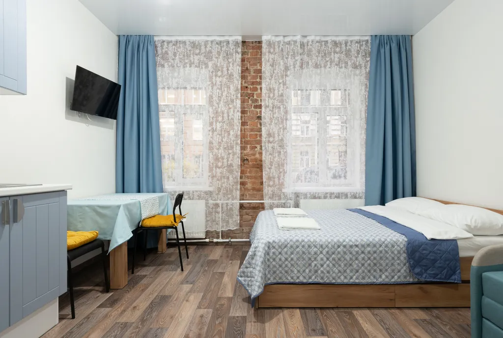 Студия у метро