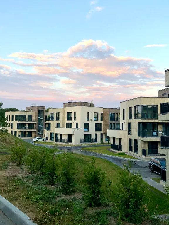 Охта Сьют 22