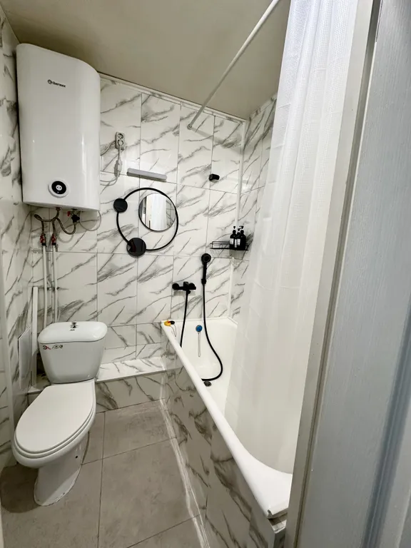 1-комнатная квартира, центр, с видом на море