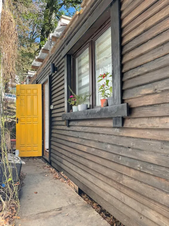 Коттедж Домик у снежных вершин — аренда посуточно в Красная Поляна