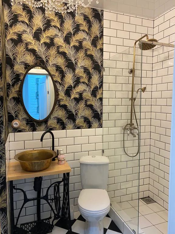 Апартамент с уютным двориком