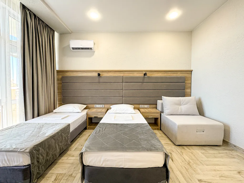 Корпус №2 - Супер Люкс с видом на море (с балконом)