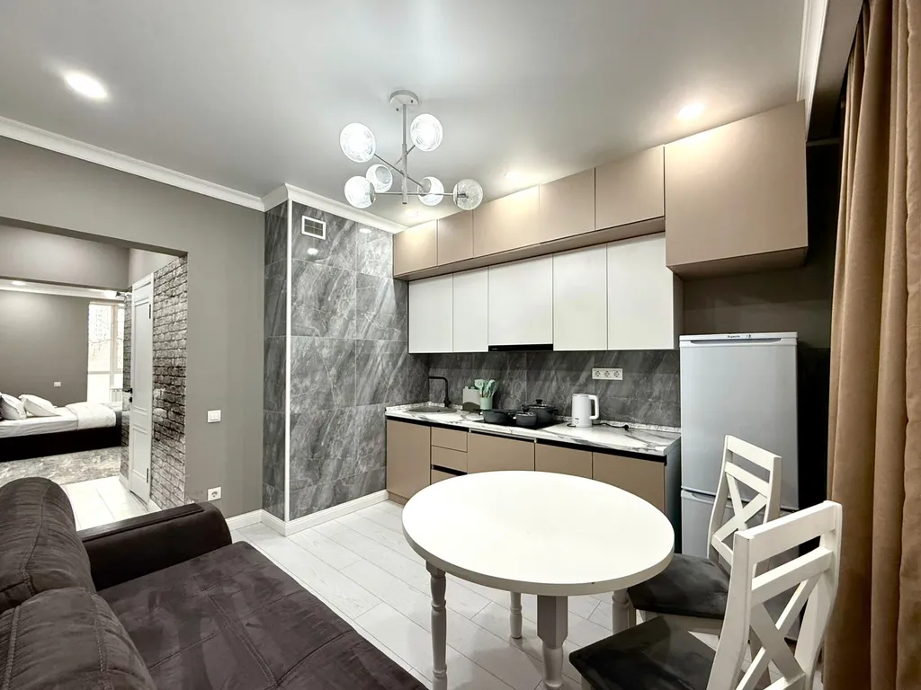 Квартира ЖК «Раимбек резиденс» метро, центр города & питьевая вода подарок — Алматы