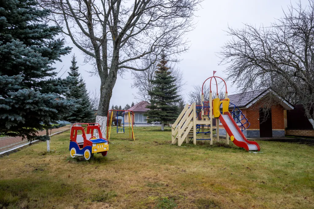 Большой коттедж на берегу Волги