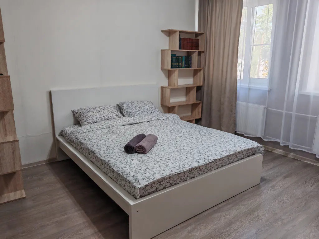 Квартира Шикарная студия в спальном районе — аренда посуточно в Заречный