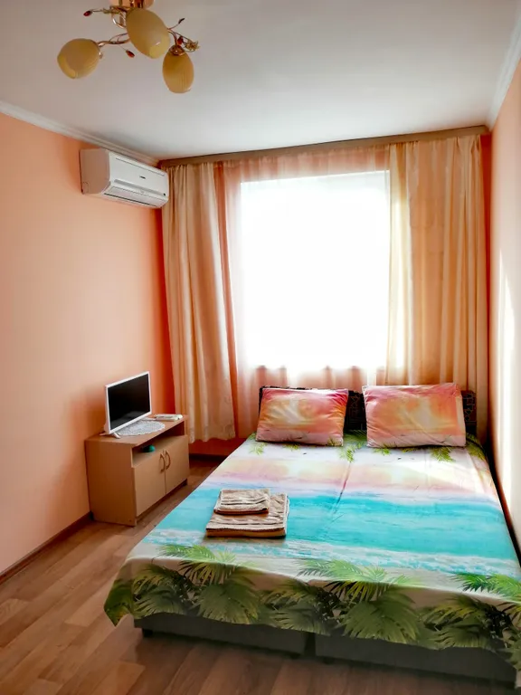 Квартира Эконом номер, современная техника, светлый, уютный, чистый — аренда посуточно в Любимовка