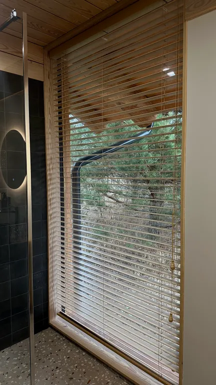 Премиум Шале с панорамным душем, стабильным интернетом. Скидки до 60 %