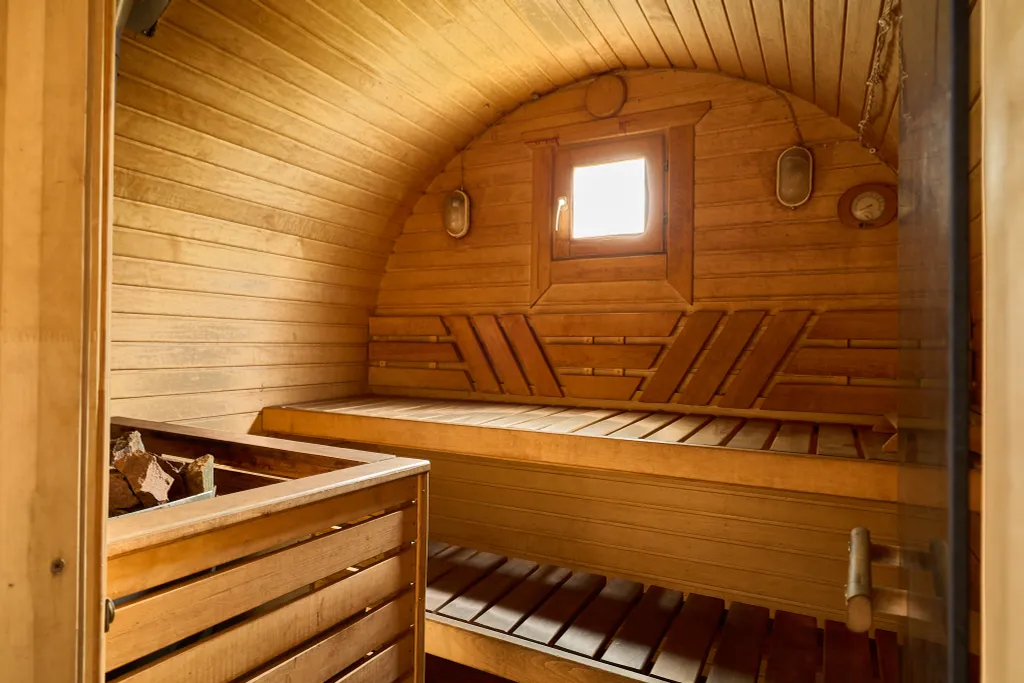 Дом с баней в 4 километрах от Санкт-Петербурга