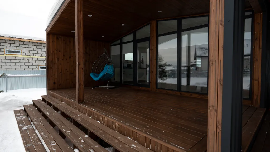 Уютный новый дом в стиле барнхаус