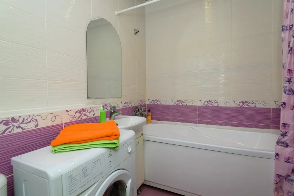 Просторная современная 1 комнатная квартира в центре