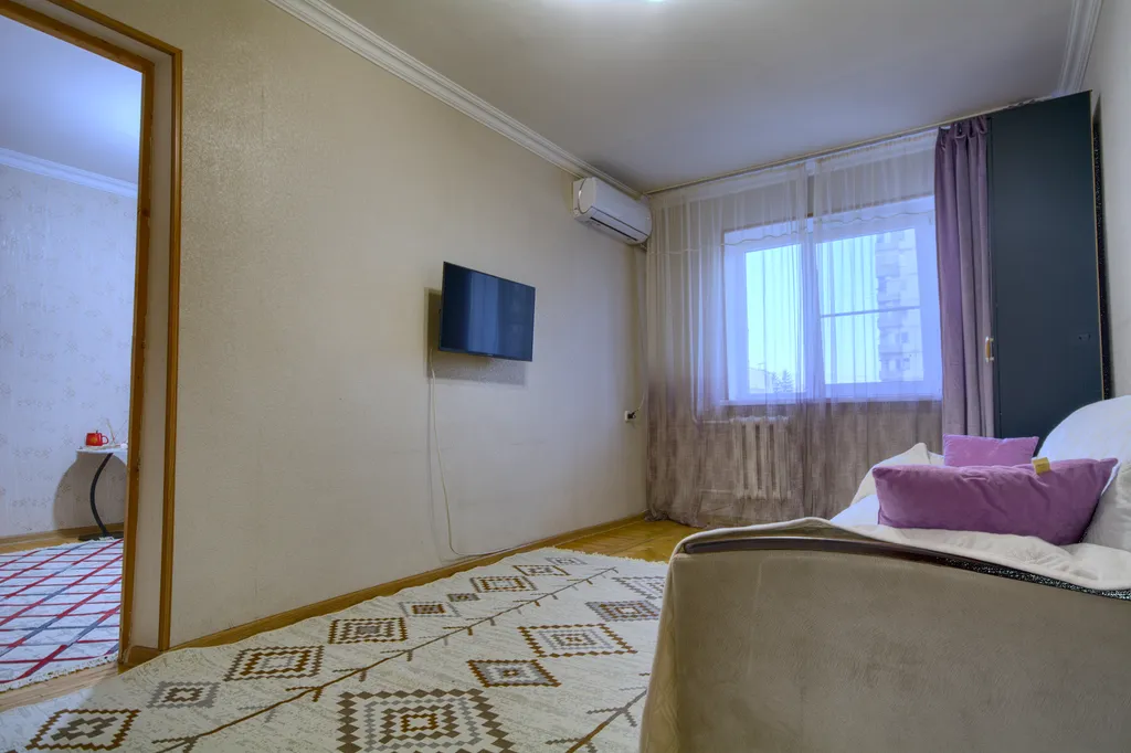 Просторная 2 ком. квартира в центре Нальчика у Атажукинского парка