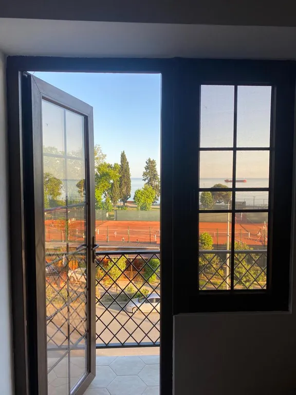 Квартира на берегу моря