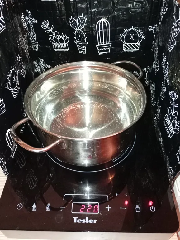 Новый домик рядом с лесом