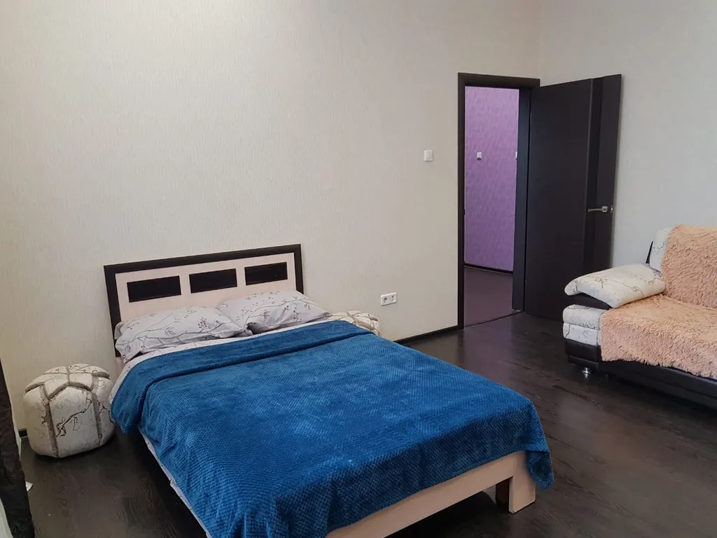 Комфортная однокомнатная квартира — аренда посуточно в Новый Уренгой