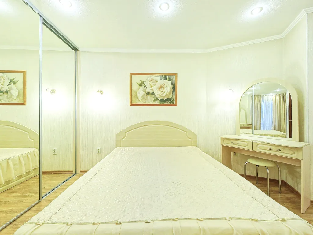 Апартаменты Vip Classic с джакузи и панорамным балконом