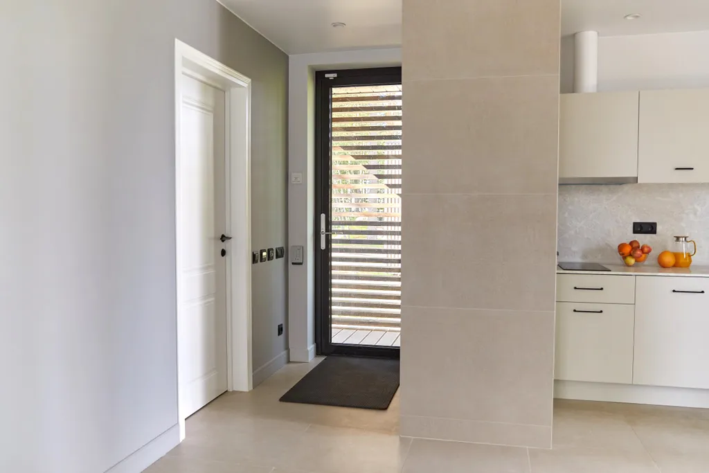 Коттедж Дом с 2 спальнями на 1 линии с видом на озеро — Ермилово