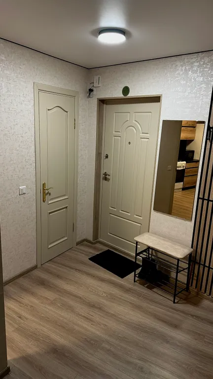 Квартира в свежем ремонте с прекрасным видом из окна