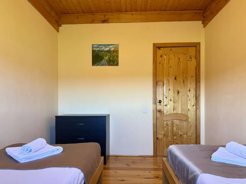 Дом 5-ти комнатный на 10 мест