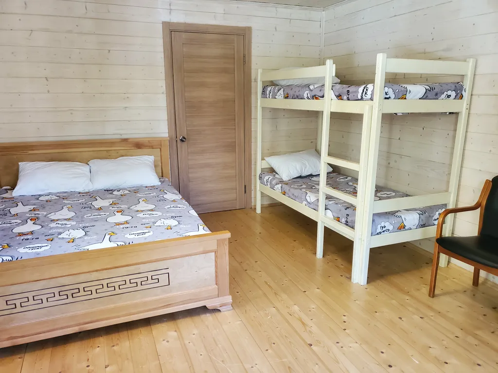 Загородный коттедж у леса